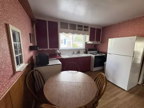 30 S Custer, Clawson, MI 48017 photo 3