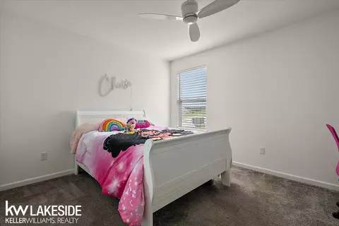 Bedroom - 23732 Shadow Woods, Macomb, MI 48042 photo 9 of 10