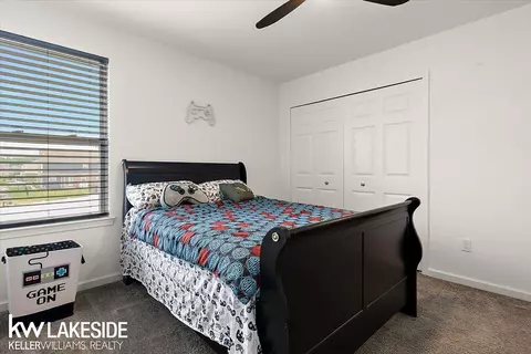 Bedroom - 23732 Shadow Woods, Macomb, MI 48042 photo 6 of 10