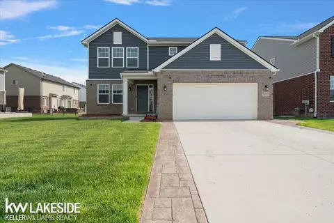Exterior - 23732 Shadow Woods, Macomb, MI 48042 photo 2 of 4