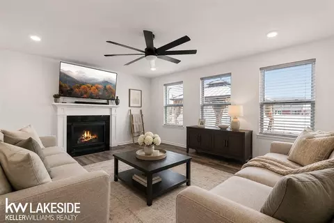 Living - 23732 Shadow Woods, Macomb, MI 48042 photo 1 of 1