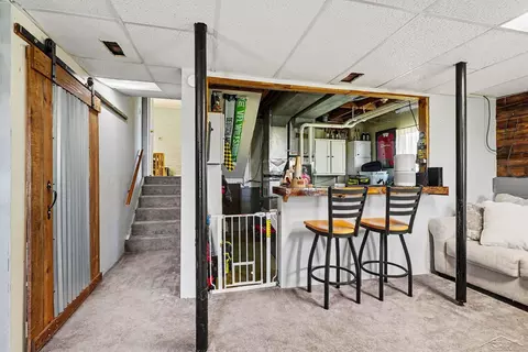 Entry Way - 2424 E Shaffer, Midland, MI 48642 photo 1 of 1