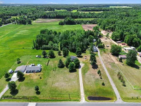 View/Area - 2424 E Shaffer, Midland, MI 48642 photo 4 of 7