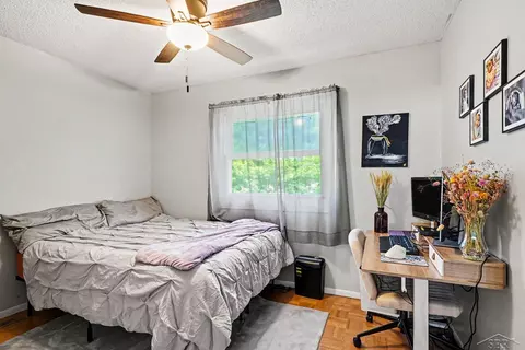 Bedroom - 2424 E Shaffer, Midland, MI 48642 photo 1 of 3