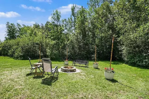 Exterior - 2424 E Shaffer, Midland, MI 48642 photo 5 of 12