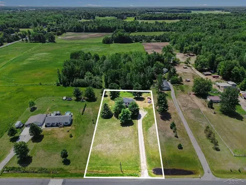View/Area - 2424 E Shaffer, Midland, MI 48642 photo 2 of 7