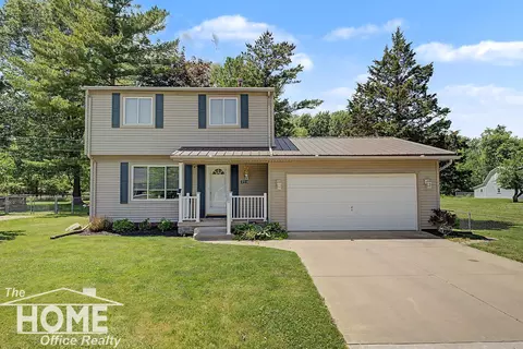 723 Center, Owosso, MI 48867