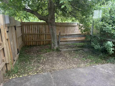 Exterior - 747 S S Pne, Ishpeming, MI 49849 photo 7 of 11