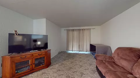 Living - 747 S S Pne, Ishpeming, MI 49849 photo 2 of 3