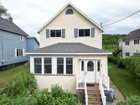 Exterior - 747 S S Pne, Ishpeming, MI 49849 photo 2 of 11