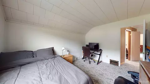 Bedroom - 747 S S Pne, Ishpeming, MI 49849 photo 3 of 8