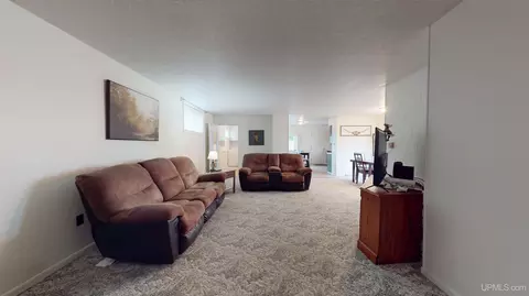 Living - 747 S S Pne, Ishpeming, MI 49849 photo 3 of 3
