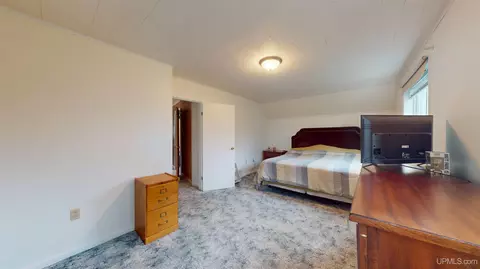 Bedroom - 747 S S Pne, Ishpeming, MI 49849 photo 7 of 8