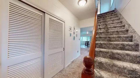 Entry Way - 747 S S Pne, Ishpeming, MI 49849 photo 2 of 4