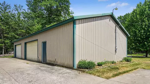 Exterior - 4181 Edgewater, Harrison, MI 48625 photo 2 of 5