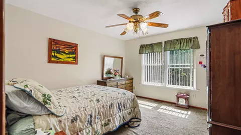 Bedroom - 4181 Edgewater, Harrison, MI 48625 photo 2 of 4