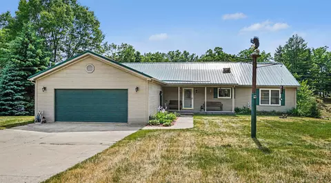Exterior - 4181 Edgewater, Harrison, MI 48625 photo 4 of 5
