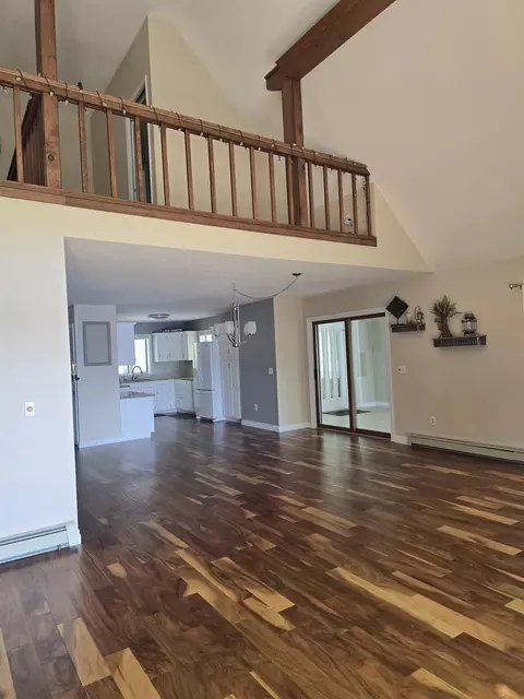 Living - 4751 Appleby, Gladwin, MI 48624 photo 4 of 8