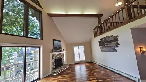Living - 4751 Appleby, Gladwin, MI 48624 photo 3 of 8