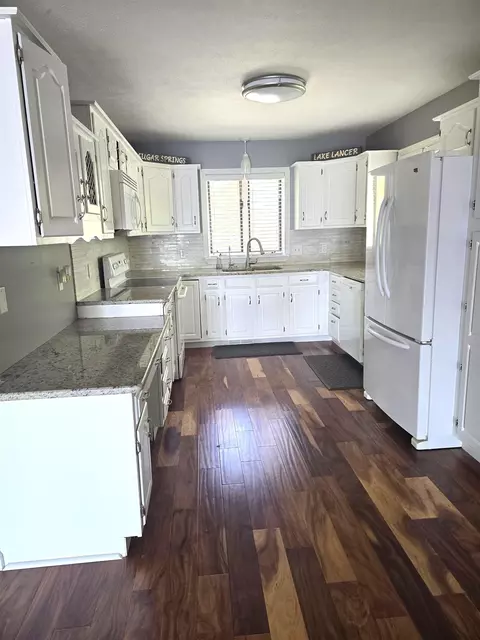 Kitchen - 4751 Appleby, Gladwin, MI 48624 photo 4 of 4