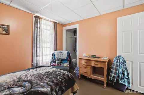 Bedroom - 404 S 3rd, Ishpeming, MI 49849 photo 5 of 5