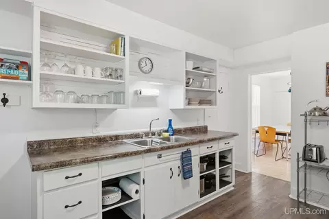 Kitchen - 404 S 3rd, Ishpeming, MI 49849 photo 1 of 5