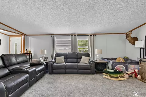 Living - 1070 Cherry, Temperance, MI 48182 photo 2 of 3