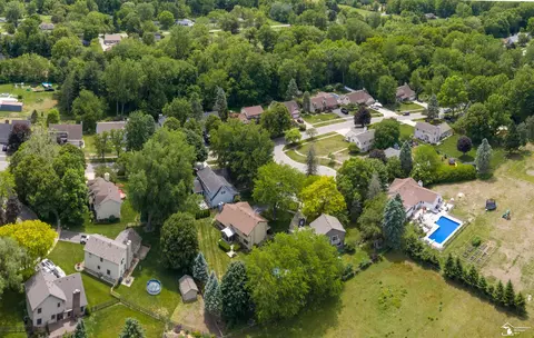 View/Area - 8008 Fox Run, Temperance, MI 48182 photo 1 of 1