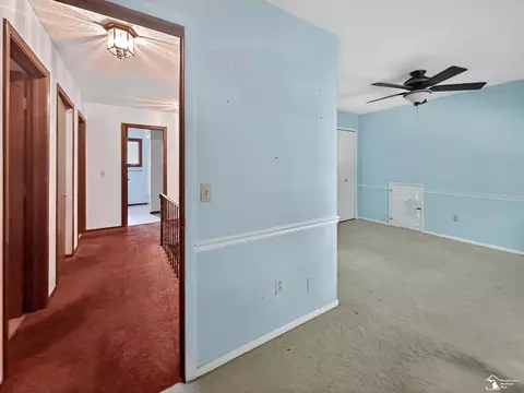 Entry Way - 8008 Fox Run, Temperance, MI 48182 photo 4 of 5