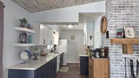 Kitchen - 4966 Prince, Gladwin, MI 48624 photo 1 of 4