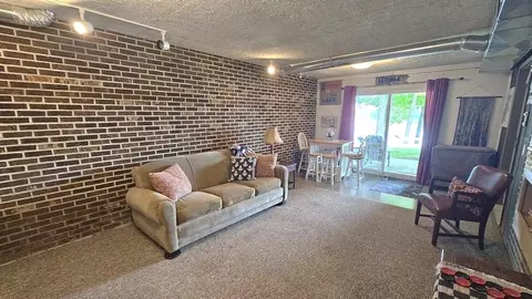 Living - 4966 Prince, Gladwin, MI 48624 photo 4 of 5