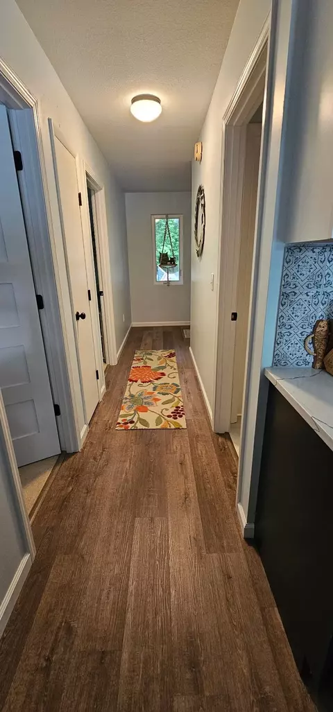 Entry Way - 4966 Prince, Gladwin, MI 48624 photo 5 of 6