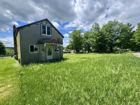 417 3rd, Alpha, MI 49902