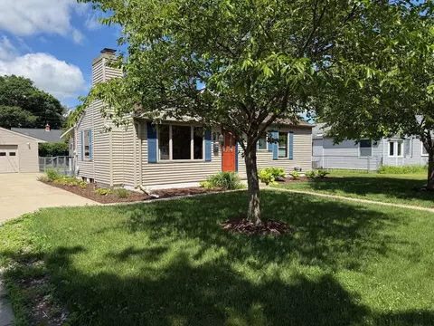 3409 Lancaster, Midland, MI 48642