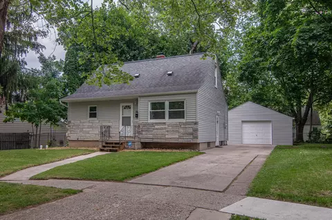 1621 Blackberry, Flint, MI 48507