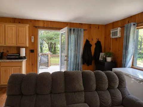 Entry Way - 9170 W Gladwin, Harrison, MI 48625 photo 1 of 2