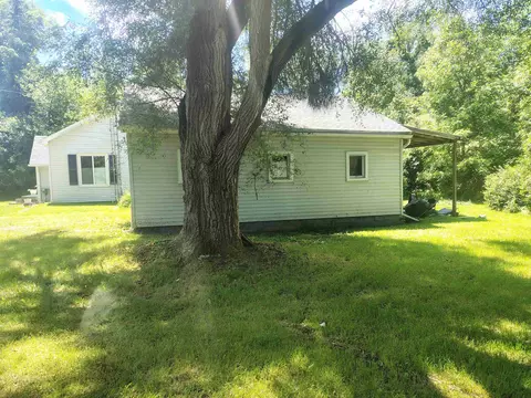 Exterior - 210 Doepker, Owosso, MI 48867 photo 4 of 13