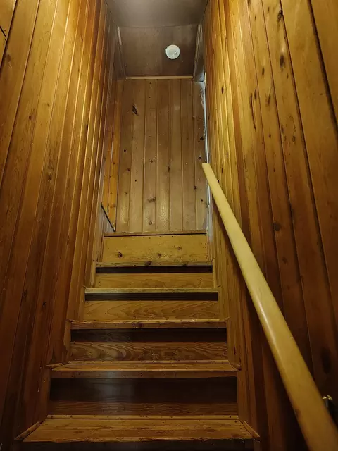 Entry Way - 210 Doepker, Owosso, MI 48867 photo 2 of 4