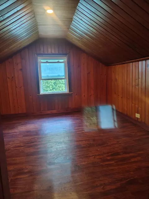 Bedroom - 210 Doepker, Owosso, MI 48867 photo 2 of 4