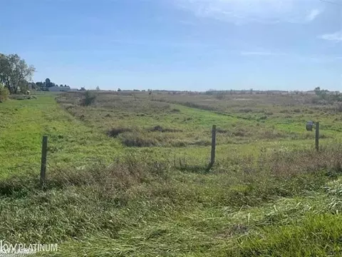 0 Peck B, Brown City, MI 48416