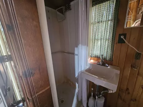 Bath - 319 Burns, Harrison, MI 48625 photo 2 of 2