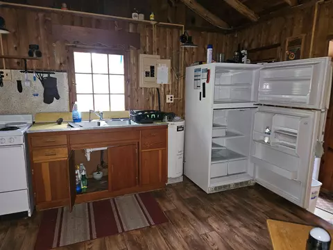 Kitchen - 319 Burns, Harrison, MI 48625 photo 1 of 2