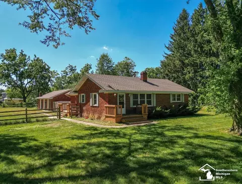 6772 Wells, Petersburg, MI 49270