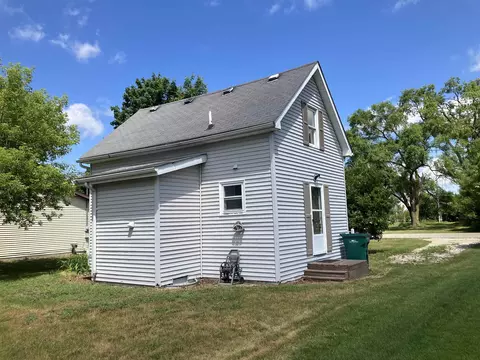 Exterior - 210 Sherman, Gladwin, MI 48624 photo 2 of 4