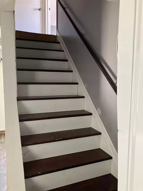 Entry Way - 210 Sherman, Gladwin, MI 48624 photo 1 of 1