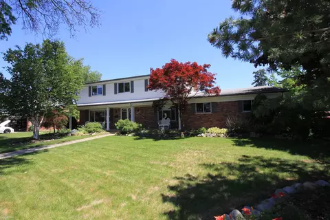32310 Coventry, Warren, MI 48093