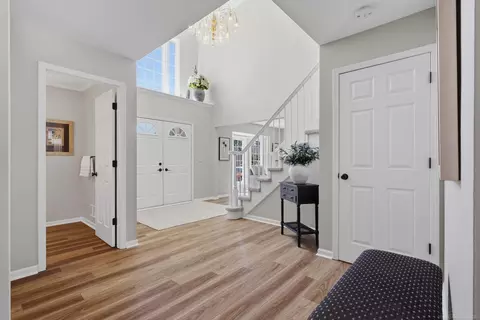 Entry Way - 20547 Windham, Macomb, MI 48044 photo 4 of 5