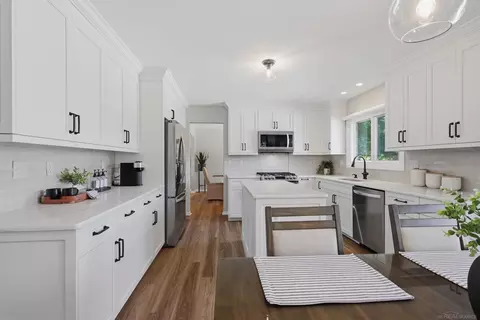 Kitchen - 20547 Windham, Macomb, MI 48044 photo 1 of 4
