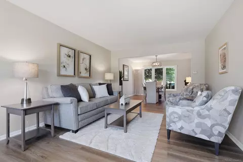 Living - 20547 Windham, Macomb, MI 48044 photo 5 of 5