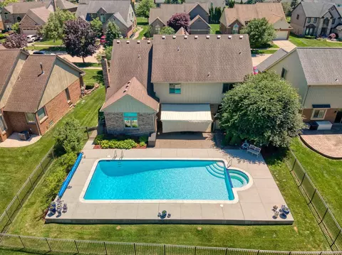 View/Area - 20547 Windham, Macomb, MI 48044 photo 5 of 5